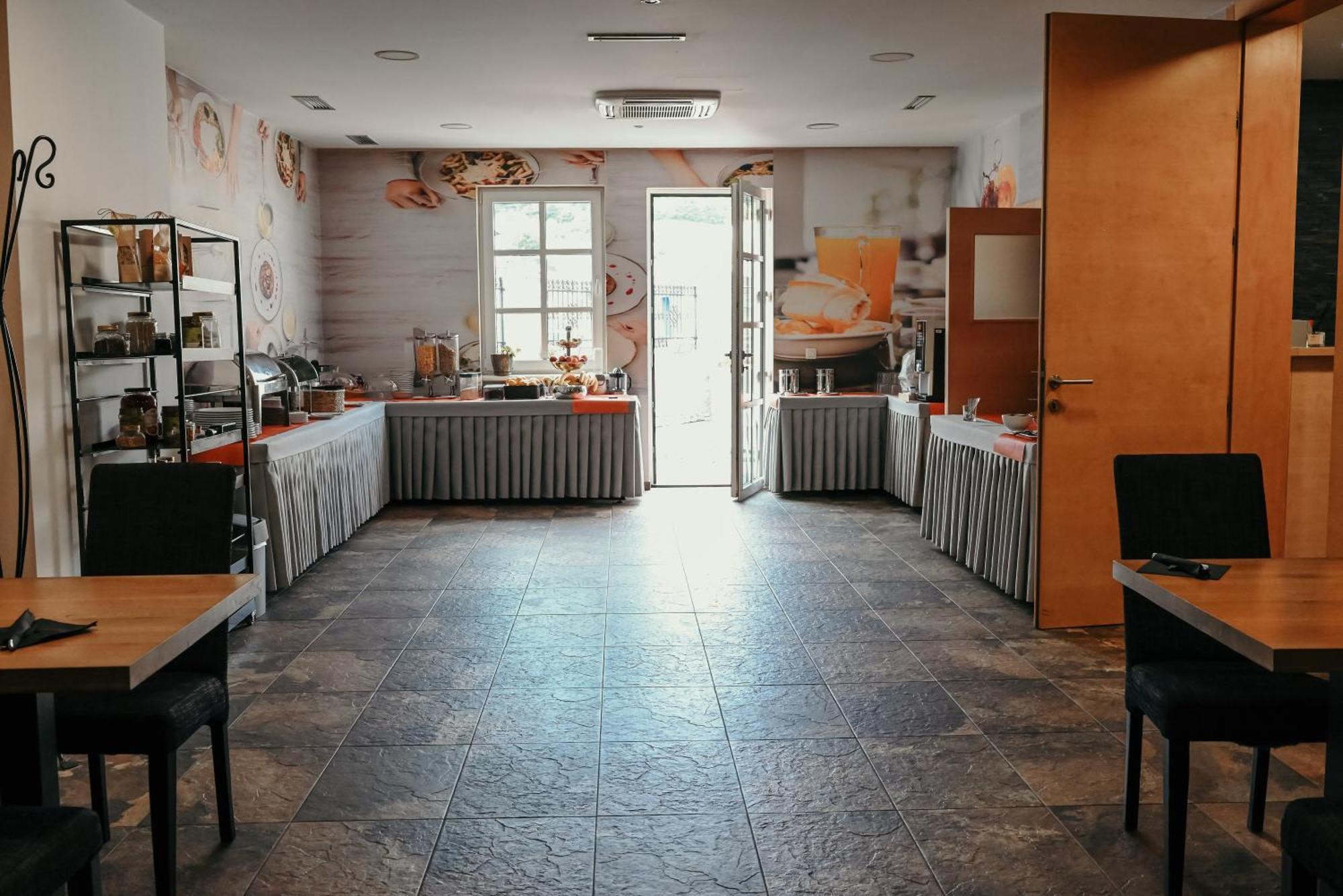 Boutique Hotel Ukus Tesanj Exteriör bild