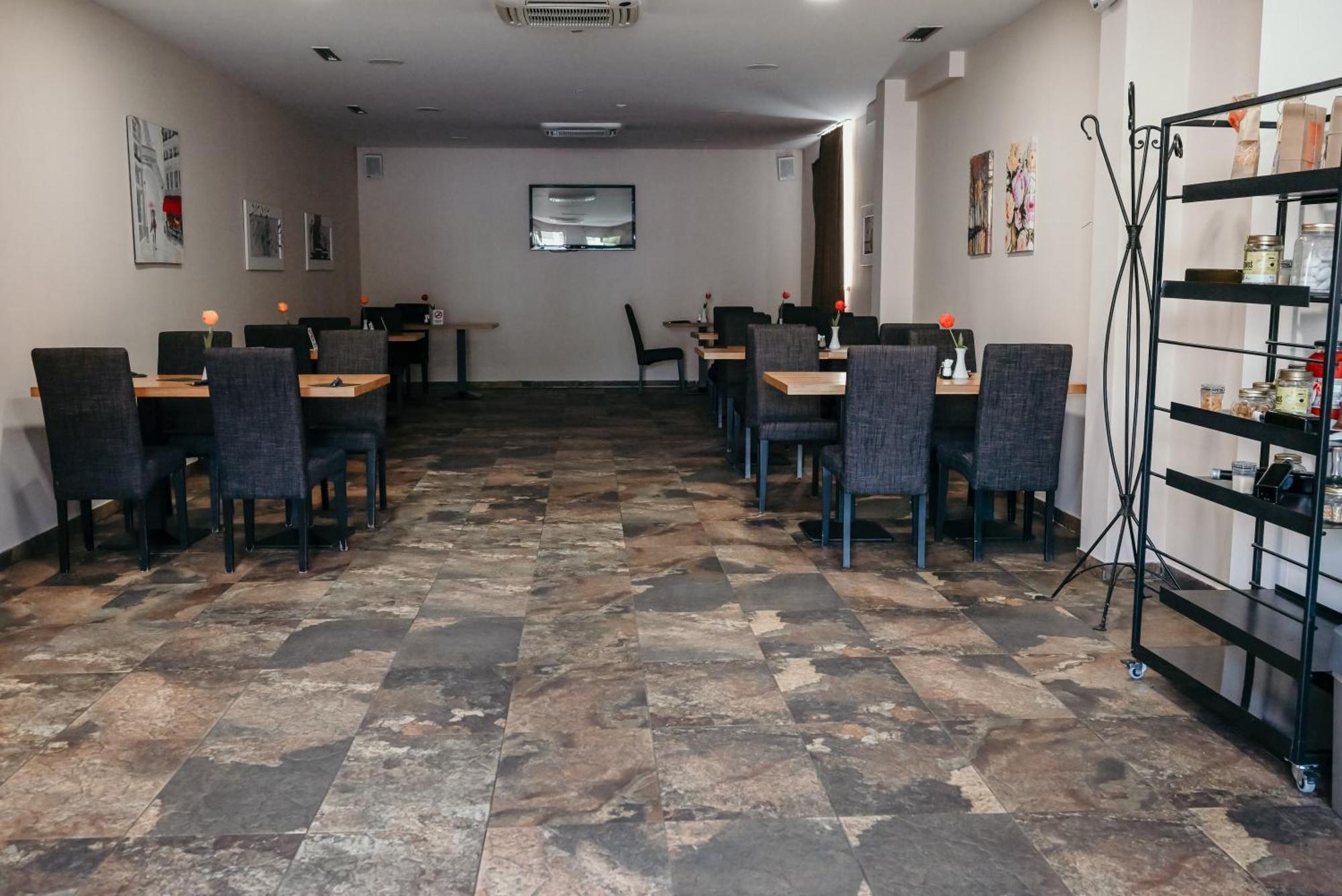 Boutique Hotel Ukus Tesanj Exteriör bild