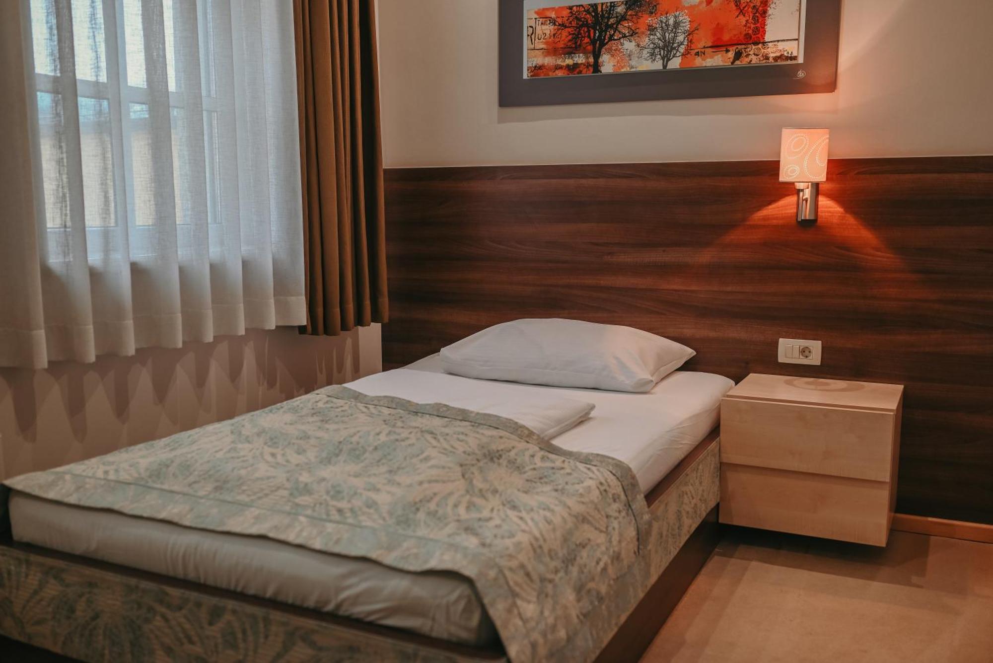 Boutique Hotel Ukus Tesanj Exteriör bild